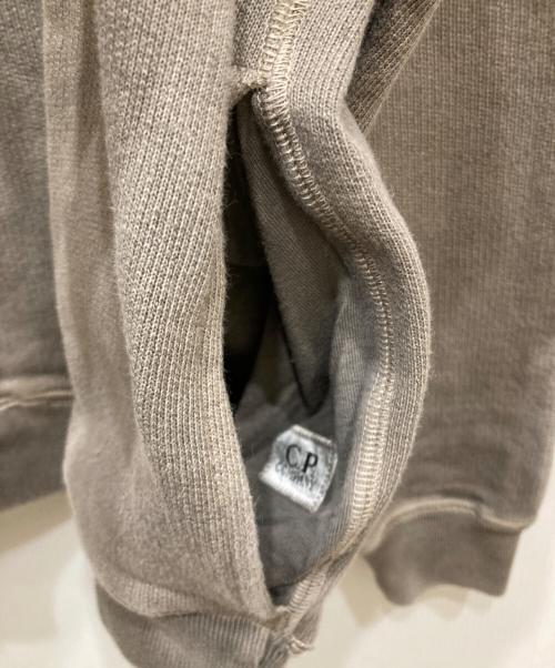 C.P COMPANY（シーピーカンパニー）C.P COMPANY (シーピーカンパニー) ハーフジップパーカー グレー サイズ:SIZE Lの古着・服飾アイテム