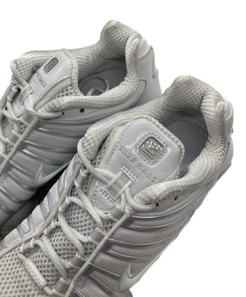 NIKE（ナイキ）NIKE (ナイキ) emmi atelier (エミアトリエ) SHOX TL ホワイト サイズ:24cmの古着・服飾アイテム