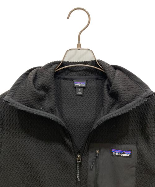 Patagonia（パタゴニア）Patagonia (パタゴニア) R1 AIR FULL ZIP HOODY ブラック サイズ:SIZE XSの古着・服飾アイテム
