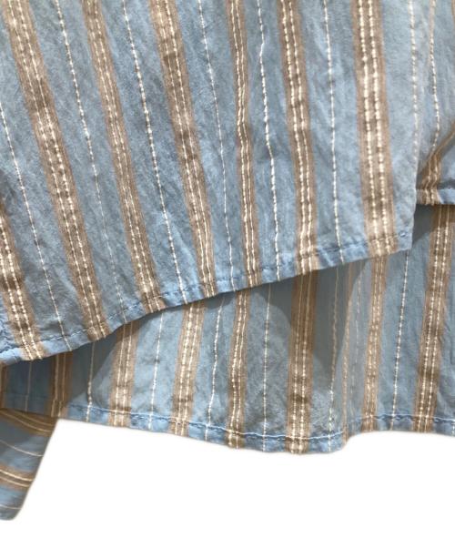 KITH（キス）KITH (キス) ストライプシャツ ブルー サイズ:SIZE Mの古着・服飾アイテム