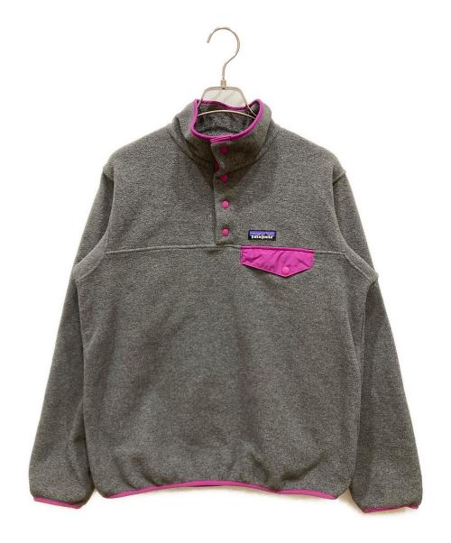 Patagonia（パタゴニア）Patagonia (パタゴニア) W's LW Synch Snap-T P/O グレー×ピンク サイズ:SIZE Sの古着・服飾アイテム