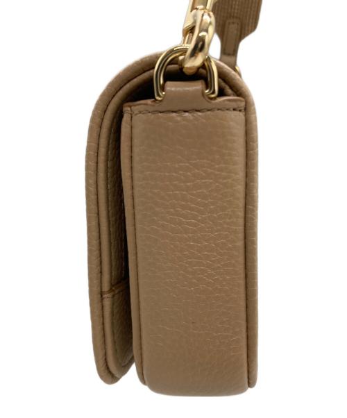 Marc by Marc Jacobs（マークバイマークジェイコブス）Marc by Marc Jacobs (マークバイマークジェイコブス) The Leather Miniショルダーバッグ ベージュの古着・服飾アイテム