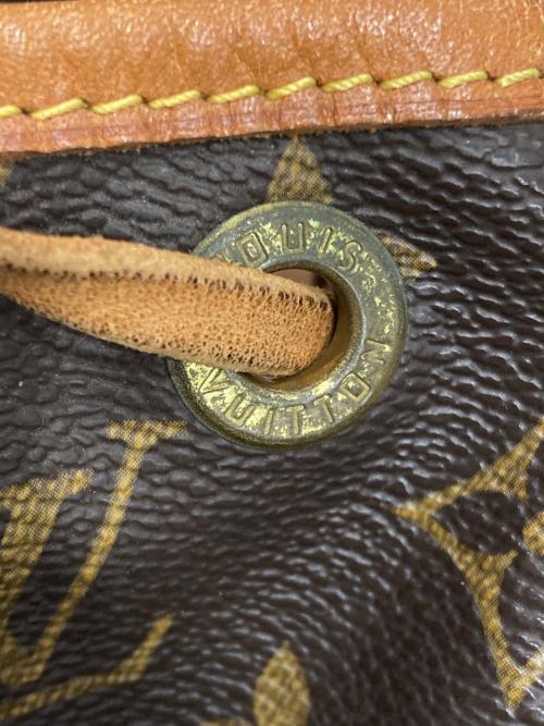 LOUIS VUITTON（ルイ ヴィトン）LOUIS VUITTON (ルイ ヴィトン) ショルダーバッグ　モノグラム　プチノエ ブラックの古着・服飾アイテム