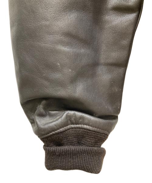 Sporty’s Pilot Shop（スポーティーズ パイロット ショップ）Sporty’s Pilot Shop (スポーティーズ パイロット ショップ) A-2レザージャケット ブラウン サイズ:不明の古着・服飾アイテム