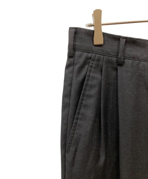 GIANNI VERSACE（ジャンニ・ヴェルサーチ）GIANNI VERSACE (ジャンニ・ヴェルサーチ) 2Bテーラードセットアップ ブラック サイズ:SIZE 52の古着・服飾アイテム