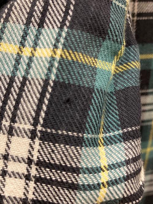Barbour（バブアー）Barbour (バブアー) BORDERオイルドジャケット カーキ サイズ:SIZE C48の古着・服飾アイテム