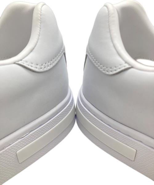 ARMANI EXCHANGE（アルマーニ エクスチェンジ）ARMANI EXCHANGE (アルマーニ エクスチェンジ) AXロゴ レースアップスニーカー ホワイト サイズ:SIZE 42 未使用品の古着・服飾アイテム