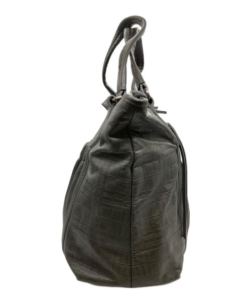 BURBERRY（バーバリー）BURBERRY (バーバリー) エンボス加工レザートートバッグ グレーの古着・服飾アイテム