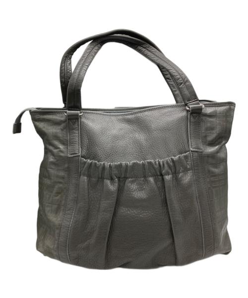 BURBERRY（バーバリー）BURBERRY (バーバリー) エンボス加工レザートートバッグ グレーの古着・服飾アイテム