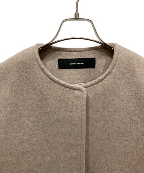 JOURNAL STANDARD（ジャーナルスタンダード）JOURNAL STANDARD (ジャーナルスタンダード) スーパー140ビーバーノーカラーショートコート ベージュ サイズ:38の古着・服飾アイテム