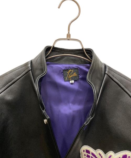 Needles（ニードルズ）Needles (ニードルズ) LETTERMAN JACKET COWHIDE LTHR ブラック サイズ:SIZE Sの古着・服飾アイテム