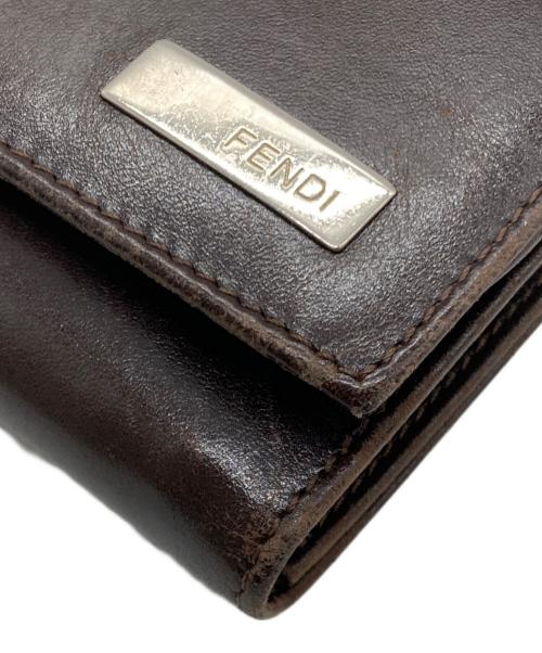 FENDI（フェンディ）FENDI (フェンディ) 2つ折り財布 ブラウンの古着・服飾アイテム