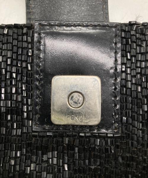 FENDI（フェンディ）FENDI (フェンディ) ビーズショルダーバッグ ブラックの古着・服飾アイテム