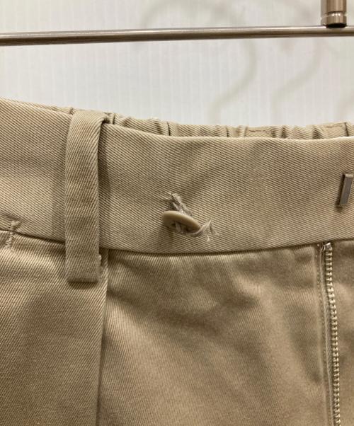 MARKAWARE（マーカウェア）MARKAWARE (マーカウェア) WESTPOINT NEW CLASSIC FIT TROUSERS ベージュ サイズ:SIZE 2の古着・服飾アイテム