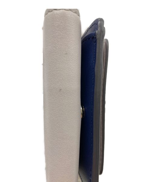 TOD'S（トッズ）TOD'S (トッズ) 2つ折り財布 グレーの古着・服飾アイテム