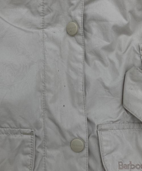 Barbour（バブアー）Barbour (バブアー) FEATHERWEIGHT AMELIA// 代理店タグ無 アイボリー サイズ:38の古着・服飾アイテム