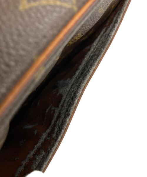 LOUIS VUITTON（ルイ ヴィトン）LOUIS VUITTON (ルイ ヴィトン) ショルダーバッグ ブラウンの古着・服飾アイテム