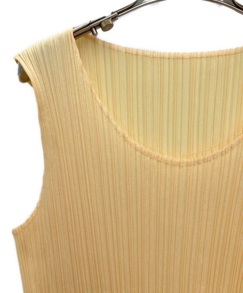 PLEATS PLEASE（プリーツプリーズ）PLEATS PLEASE (プリーツプリーズ) ノースリーブカットソー イエロー サイズ:3の古着・服飾アイテム