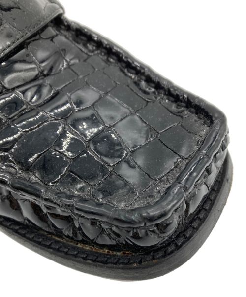 FABIO RUSCONI（ファビオルスコーニ）FABIO RUSCONI (ファビオルスコーニ) スクエアトウクロコエナメルローファー ブラック サイズ:37の古着・服飾アイテム