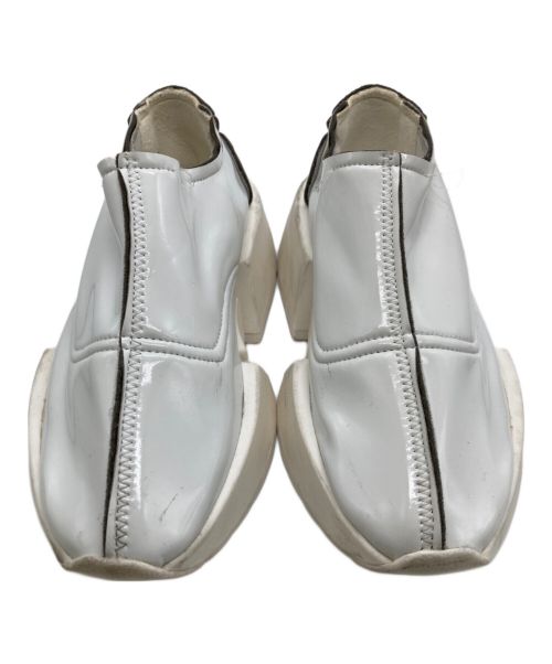 MM6 Maison Margiela（エムエムシックスメゾンマルジェラ）MM6 Maison Margiela (エムエムシックス メゾンマルジェラ) ホワイトチャンキースリッポン ホワイト サイズ:37の古着・服飾アイテム