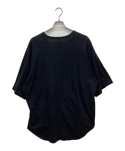 s'yte（サイト）s'yte (サイト) COTTON JERSEY BACK CENTER STITCH OVERSIZED RAGLAN SLEEVE ブラック サイズ:3の古着・服飾アイテム
