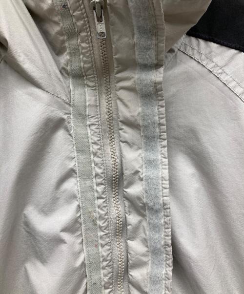 THE NORTH FACE（ザ ノース フェイス）THE NORTH FACE (ザ ノース フェイス) ナイロンジャケット グレー×ブラック サイズ:Lの古着・服飾アイテム