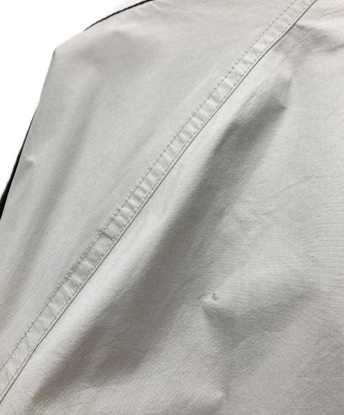 THE NORTH FACE（ザ ノース フェイス）THE NORTH FACE (ザ ノース フェイス) ナイロンジャケット グレー×ブラック サイズ:Lの古着・服飾アイテム