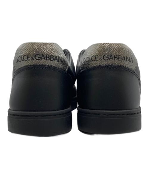 DOLCE & GABBANA（ドルチェ＆ガッバーナ）DOLCE & GABBANA (ドルチェ＆ガッバーナ) ハートDGロゴワッペンレザースニーカー ブラック サイズ:7 1/2の古着・服飾アイテム