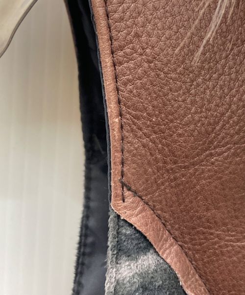 Hysteric Glamour（ヒステリックグラマー）Hysteric Glamour RockyMountainFeatherBed ダウンベスト/0123AV03RockyMountainFeatherBeｄコラボ/ダウンベスト グレー×ブラウン サイズ:FREEの古着・服飾アイテム