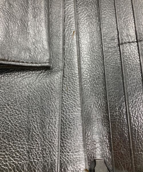 COMME des GARCONS（コムデギャルソン）COMME des GARCONS (コムデギャルソン) 長財布 シルバーの古着・服飾アイテム