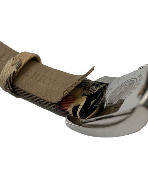 BURBERRY（バーバリー）BURBERRY (バーバリー) 腕時計/ノヴァチェック腕時計/BU1060の古着・服飾アイテム