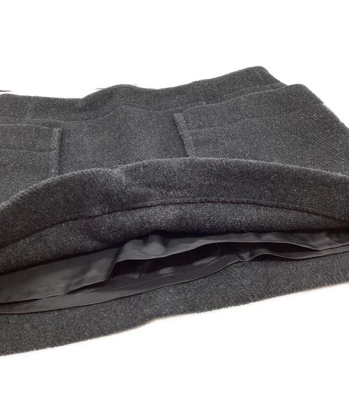 H BEAUTY&YOUTH（エイチ ビューティー&ユース）H BEAUTY&YOUTH (エイチ ビューティー&ユース) パイルメルトンミニスカート ブラック サイズ:38の古着・服飾アイテム