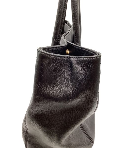 CHANEL（シャネル）CHANEL (シャネル) トートバッグ/エグゼクティブ/仕切りポーチ・ショルダーストラップ付 ブラックの古着・服飾アイテム