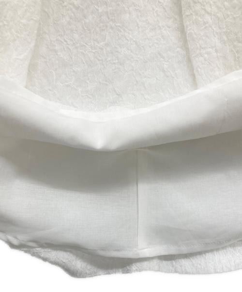 cygne（シーニュ）cygne (シーニュ) ジャガードパフショルダーブラウス/パフショルダーブラウス/ ホワイト サイズ:1の古着・服飾アイテム