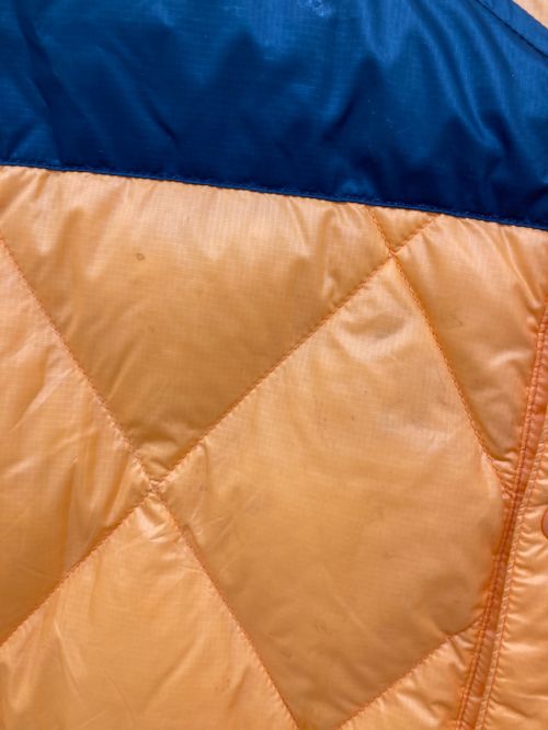 MARMOT（マーモット）MARMOT (マーモット) STABRIDGE (スタブリッジ) 750FP DOWN T-SHIRT オレンジ サイズ:Lの古着・服飾アイテム