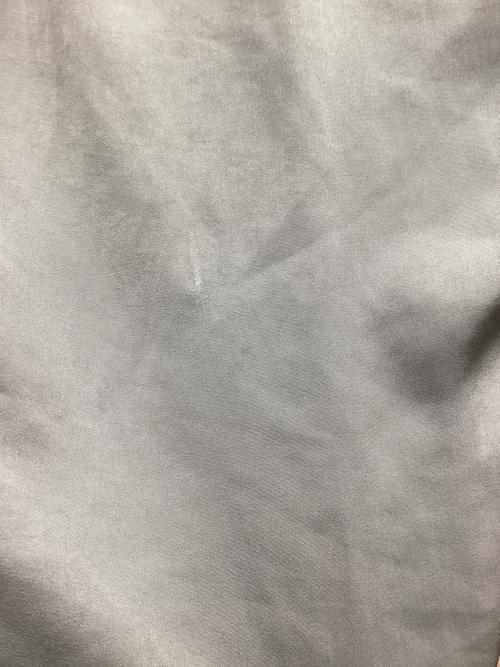 MM6 Maison Margiela（エムエムシックスメゾンマルジェラ）MM6 Maison Margiela (エムエムシックス メゾンマルジェラ) 2タックジョガーサテンパンツ グレー サイズ:42の古着・服飾アイテム