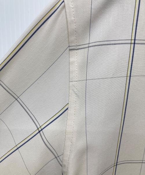 IRENISA（イレニサ）IRENISA (イレニサ)  HIGH NECKED PULLOVER SHIRT/プルオーバーシャツ ホワイト サイズ:2の古着・服飾アイテム