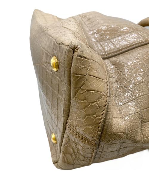 MIU MIU（ミュウミュウ）MIU MIU (ミュウミュウ) クロコ型押し2WAYトートバッグ ベージュの古着・服飾アイテム