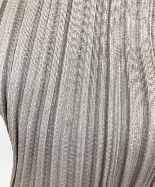 PLEATS PLEASE（プリーツプリーズ）PLEATS PLEASE (プリーツプリーズ) ノースリーブカットソー グレー サイズ:3の古着・服飾アイテム