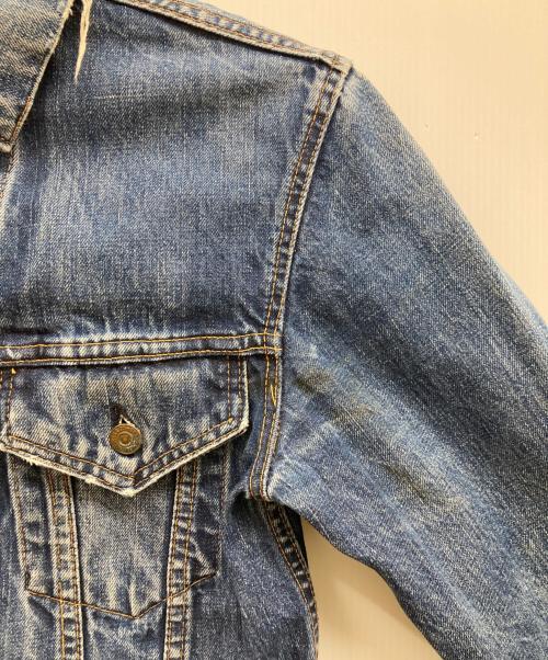 LEVI'S（リーバイス）LEVI'S (リーバイス) 70505 4thデニムジャケット/BIG E・ボタン裏624 /ボロデニム  ブルー サイズ:タグ欠品不明の古着・服飾アイテム
