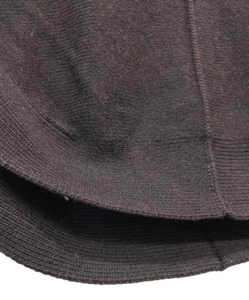 LOEFF（ロエフ）LOEFF (ロエフ) ラウンドヘムニット ブラウン サイズ:-の古着・服飾アイテム