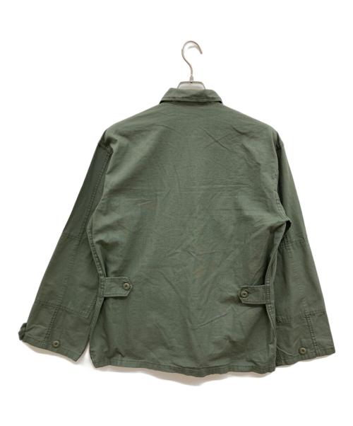 THRIFTY LOOK（スリフティールック）THRIFTY LOOK (スリフティールック) エンブロイダリー シャツ/ミリタリーシャツ/1611-499-2373-6700/刺繍/花/フラワー オリーブ サイズ:S 未使用品の古着・服飾アイテム