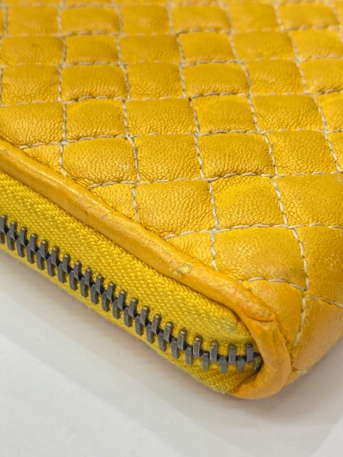 BOTTEGA VENETA（ボッテガベネタ）BOTTEGA VENETA (ボッテガベネタ) キルティングラウンドファスナーウォレット/キルティング 長財布/財布/長財布/キルティング/キルティング財布の古着・服飾アイテム