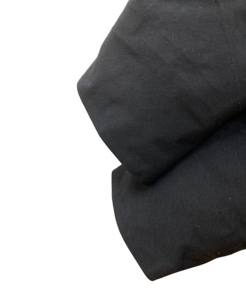 ARC'TERYX VEILANCE（アークテリクスヴェイランス）ARC'TERYX VEILANCE (アークテリクスヴェイランス) Monitor Down Coat/ヴェイランス モニター ダウン コート/ダウンコート/コート/21743 ブラック サイズ:Sの古着・服飾アイテム