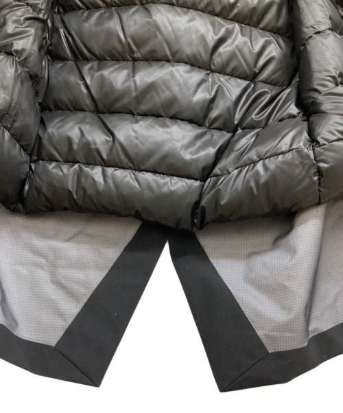 ARC'TERYX VEILANCE（アークテリクスヴェイランス）ARC'TERYX VEILANCE (アークテリクスヴェイランス) Monitor Down Coat/ヴェイランス モニター ダウン コート/ダウンコート/コート/21743 ブラック サイズ:Sの古着・服飾アイテム