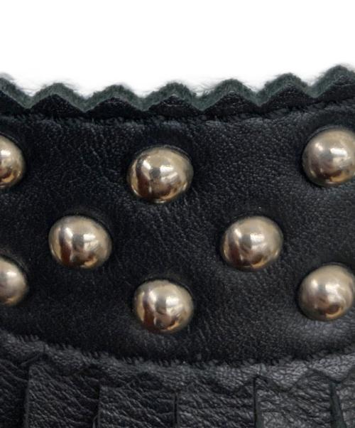 J&M DAVIDSON（ジェイ＆エム デヴィッドソン）J&M DAVIDSON (ジェイ＆エム デヴィッドソン) バイカラーフリンジ巾着ワンショルダーバッグ/バイカラーバッグ/バッグ/ショルダーバッグ/巾着バッグ ホワイト×ブラックの古着・服飾アイテム