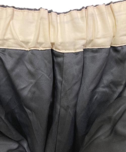 Sea Room lynn（シールームリン）Sea Room Lynn (シールームリン) soft fabric ストレートスラックス グレー サイズ:SIZE Mの古着・服飾アイテム