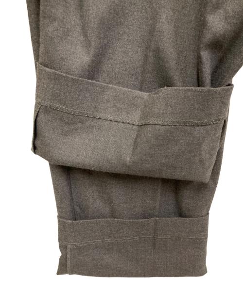 Sea Room lynn（シールームリン）Sea Room Lynn (シールームリン) soft fabric ストレートスラックス グレー サイズ:SIZE Mの古着・服飾アイテム