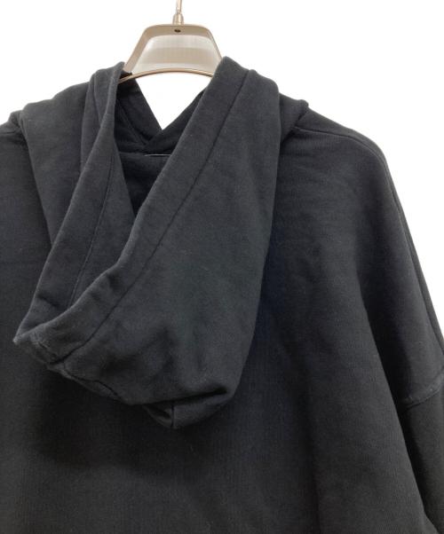 GIVENCHY（ジバンシィ）GIVENCHY (ジバンシィ) ロゴプリント プルオーバーパーカー/ロゴパーカー/パーカー/BM700R30AF ブラック サイズ:Ⅿの古着・服飾アイテム