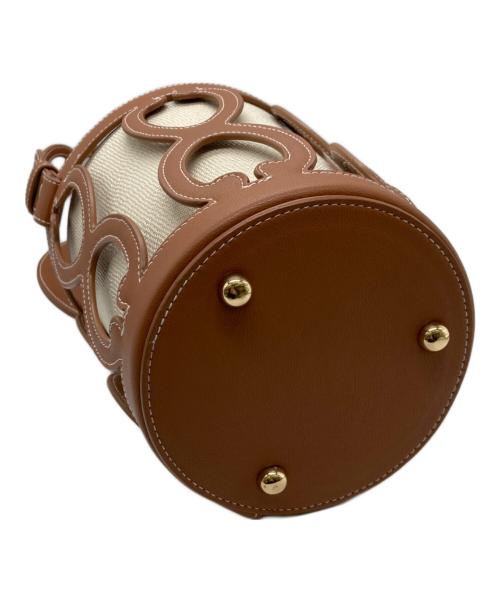 SEVEN TEN by MIHO KAWAHITO（セブン テン バイ ミホ カワヒト）SEVEN TEN by MIHO KAWAHITO (セブン テン バイ ミホ カワヒト) カットワークレザーバケットバッグ/バケツバッグ/タルバッグ/ハンドバッグの古着・服飾アイテム